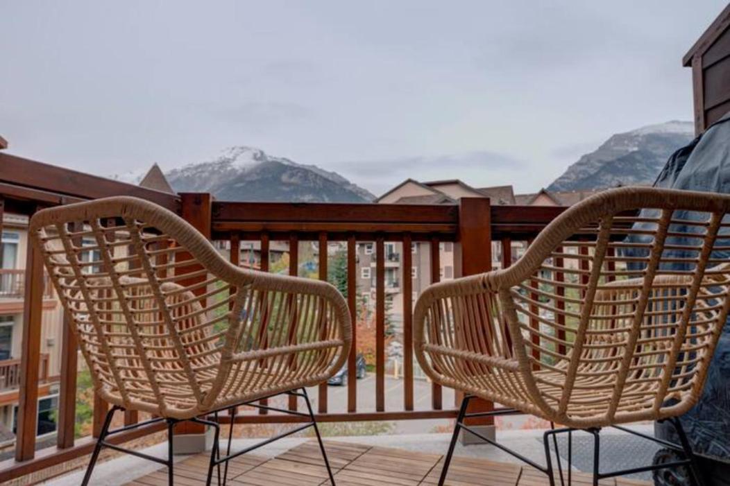 ⭐️ Luxury Mountain View Studio In Canmore ⭐️ Exterior photo
