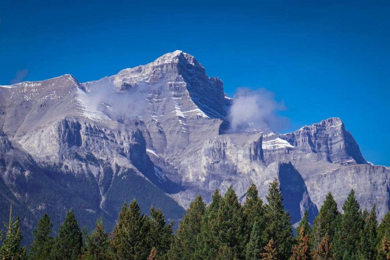 ⭐️ Luxury Mountain View Studio In Canmore ⭐️ Exterior photo